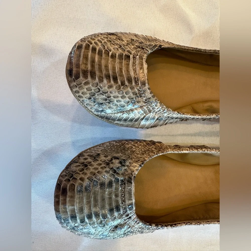 Tory Burch Kids Tan Snake Print Ballet Flats Size 5M K11